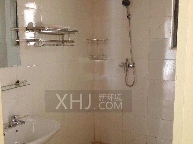 上善清波A  2室1厅1卫    2000.0元/月室内图