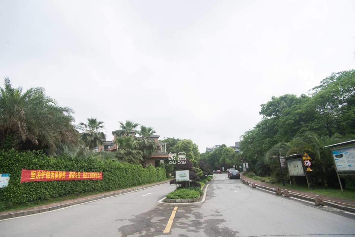 山水湾  3室2厅1卫   50.00万小区图