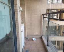 公园西  1室0厅1卫    1800.0元/月