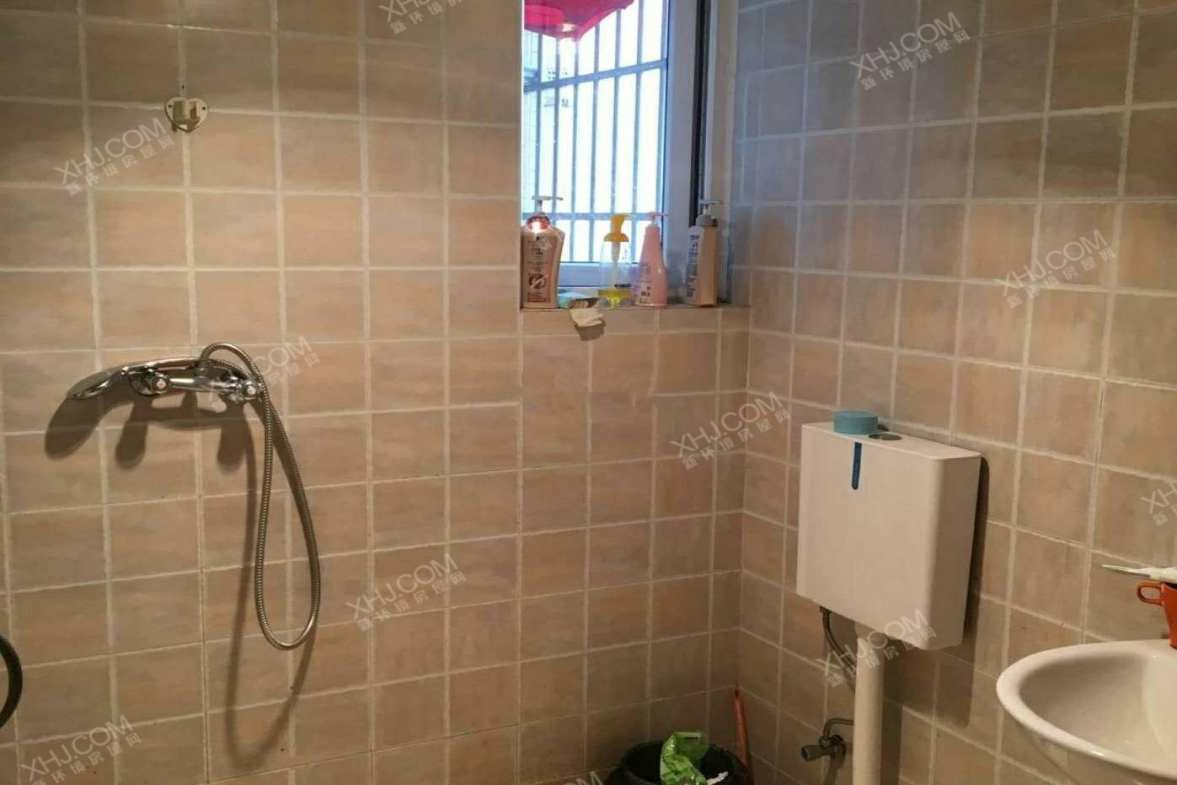 馨光华庭  1室1厅1卫    1500.0元/月室内图