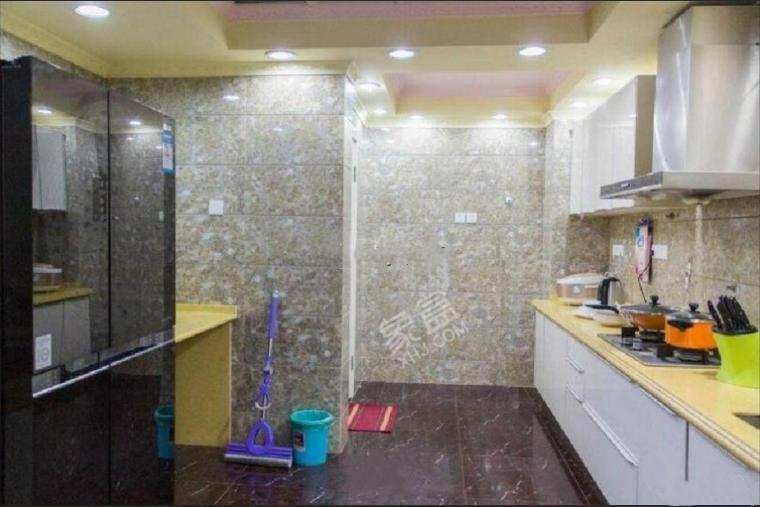 天合丶凯旋城 4室3厅2卫 6500.0元/月 天合丶凯旋城 4室3厅2卫 6500.0元/月室内图