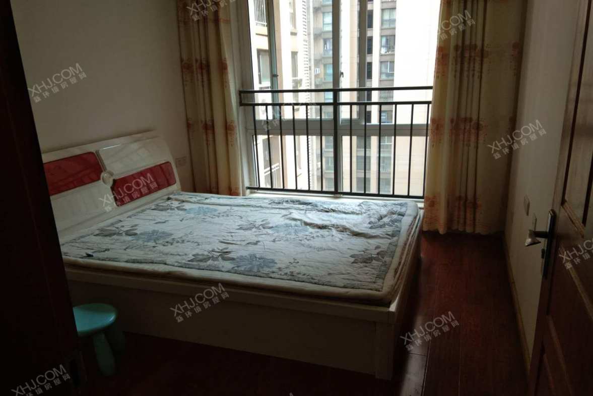 朗基龙堂  1室1厅1卫    1700.0元/月室内图