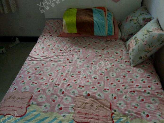 馨光华庭  1室1厅1卫    1800.0元/月 馨光华庭  1室1厅1卫    1800.0元/月室内图1