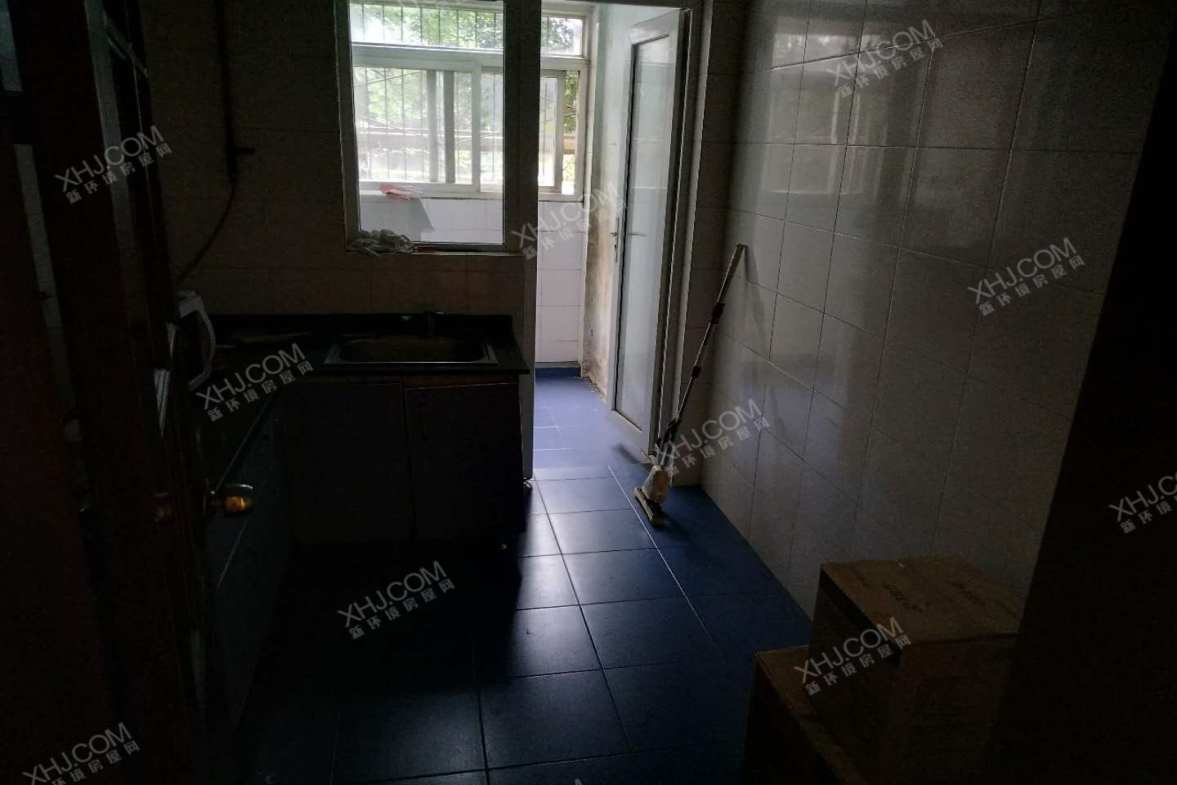 光华馨地  2室1厅1卫    1800.0元/月室内图