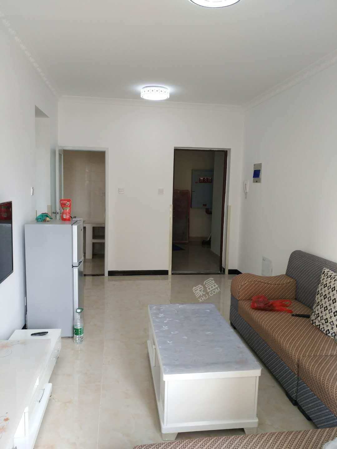 天府鹤林-东区(二期) 1室1厅1卫 1300.0元/月 天府鹤林-东区(二期) 1室1厅1卫 1300.0元/月室内图