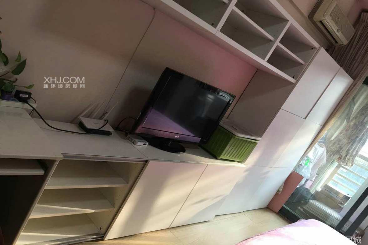 水木光华  1室1厅1卫    1600.0元/月室内图