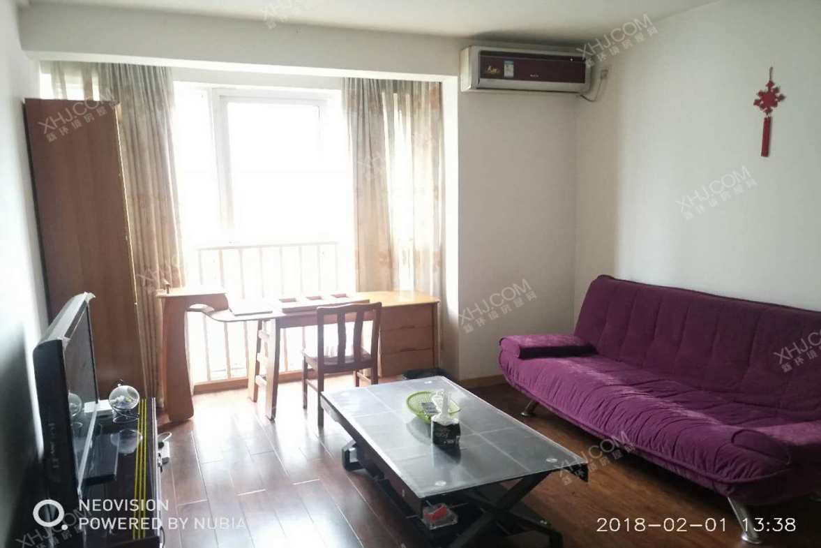 左右小区  1室1厅1卫    1600.0元/月 左右小区  1室1厅1卫    1600.0元/月室内图1