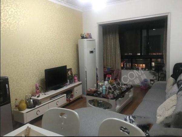 朗基龙堂  2室1厅1卫    2400.0元/月室内图1