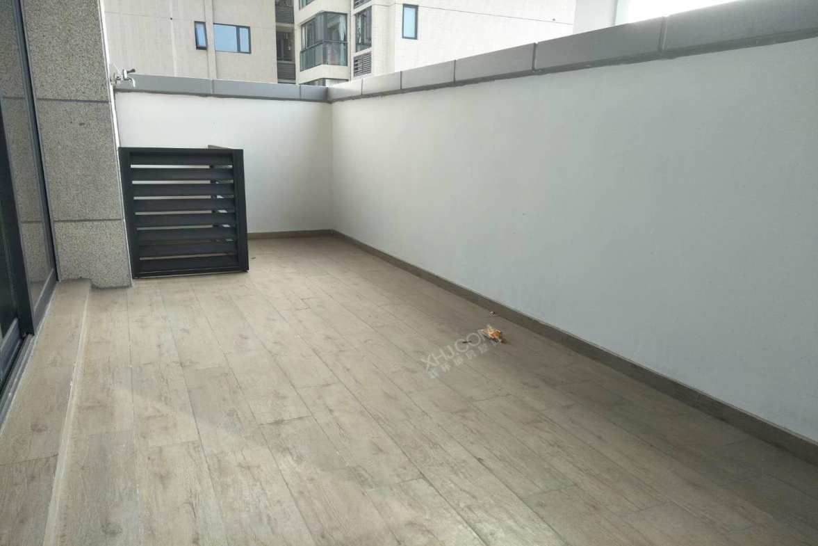 都城雅颂居二期  1室1厅1卫    2300.0元/月室内图