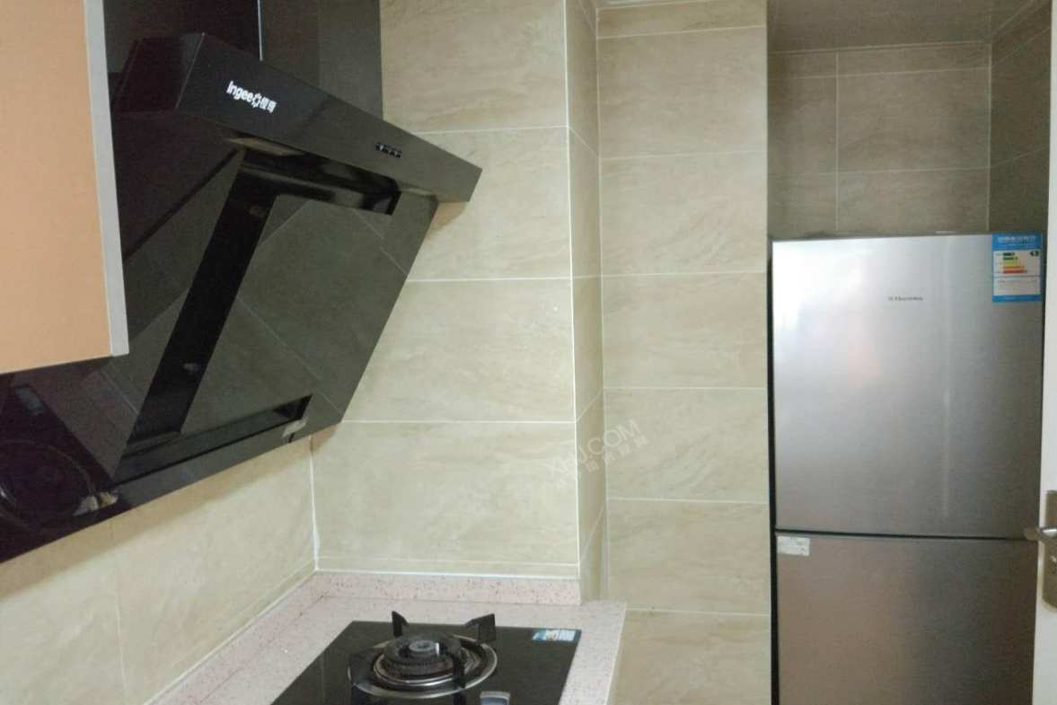 一品CG  2室1厅1卫    2700.0元/月室内图