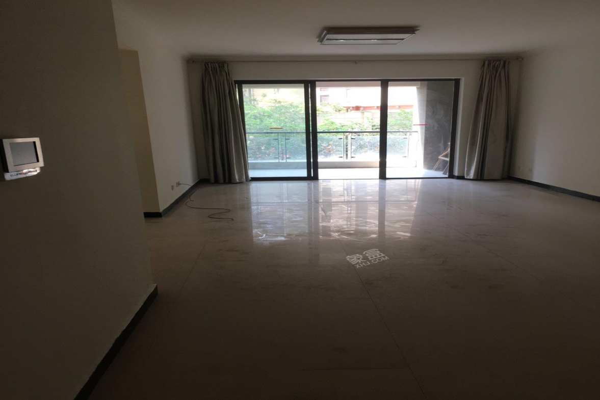 天府豪庭  3室1厅1卫    3500.0元/月 天府豪庭  3室1厅1卫    3500.0元/月室内图