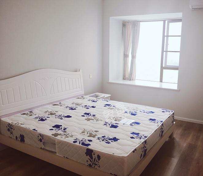 中洲锦城湖岸  3室2厅2卫    5800.0元/月 中洲锦城湖岸  3室2厅2卫    5800.0元/月室内图