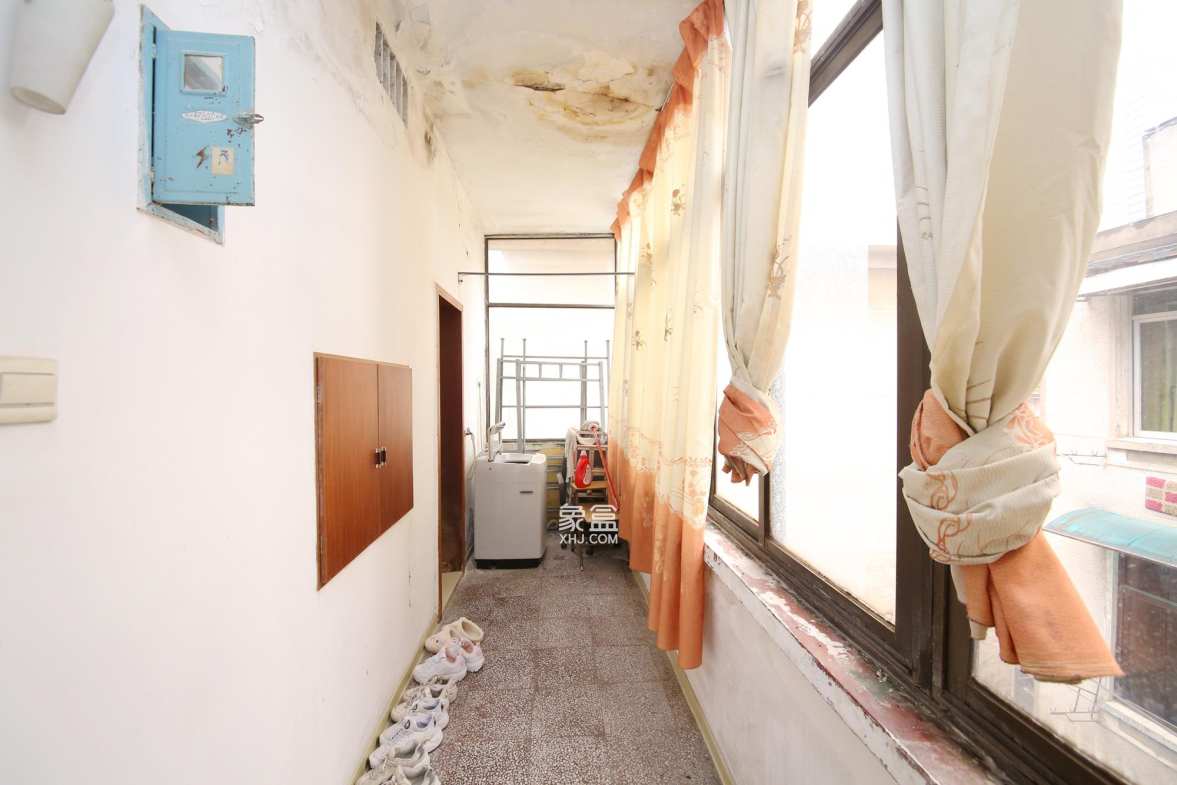 如意街散盘  2室1厅1卫    61.0万阳台