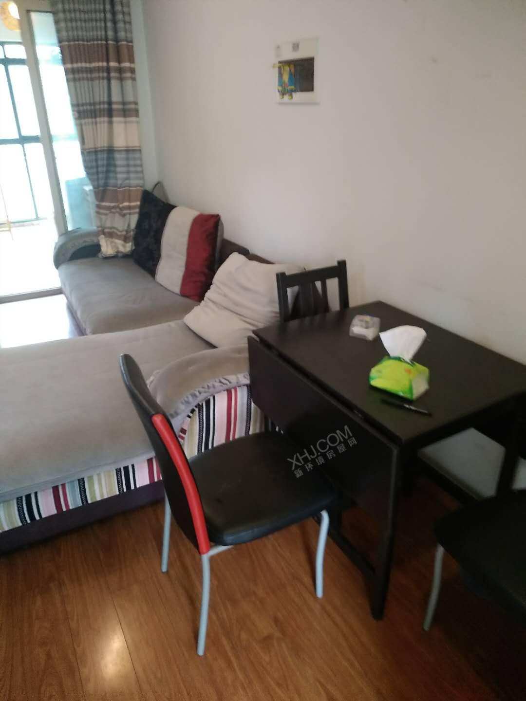 华府世家  1室1厅1卫    1800.0元/月室内图