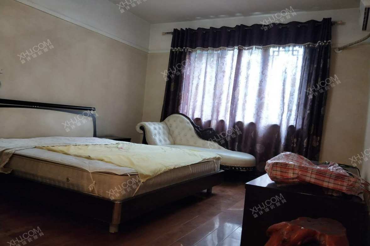 蜀风花园城 4室2厅2卫 5500.0元/月 蜀风花园城 4室2厅2卫 5500.0元/月室内图