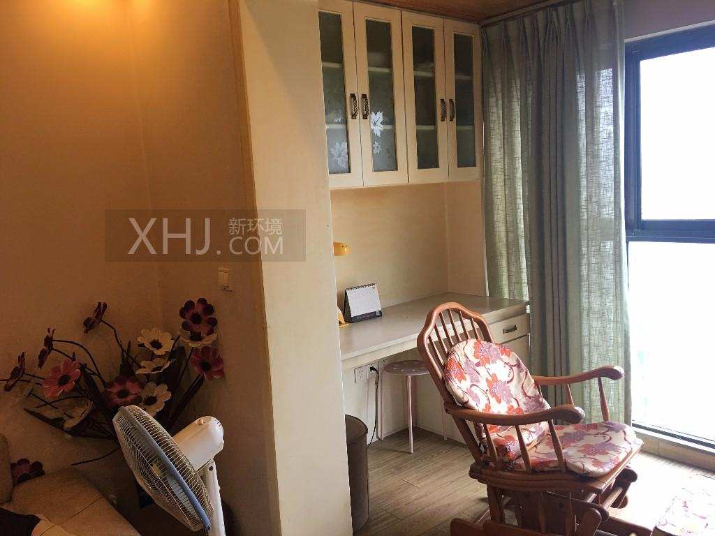 双玺  2室2厅1卫    2500.0元/月室内图