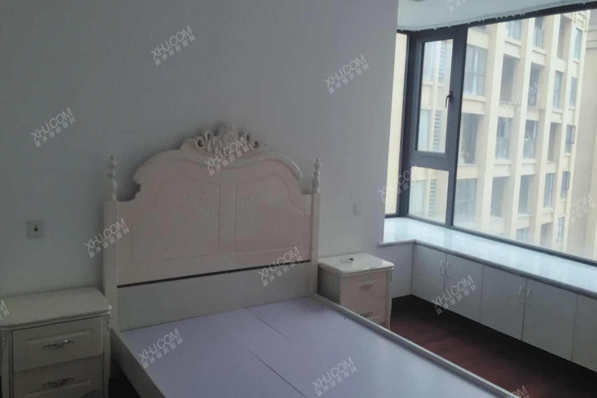 保利心语四期 3室2厅1卫 3300.0元/月 保利心语四期 3室2厅1卫 3300.0元/月室内图