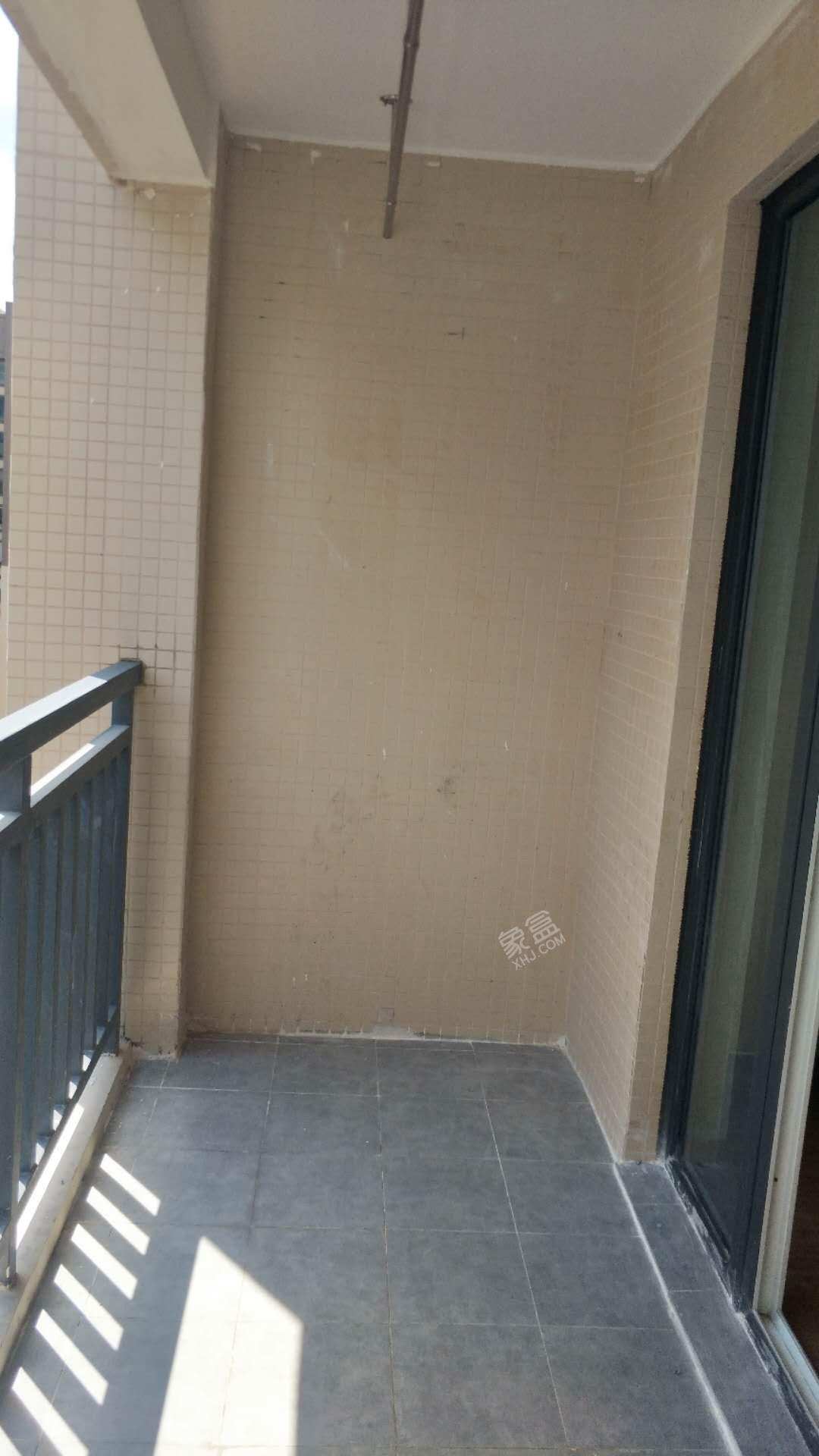 馨光嘉苑  2室1厅1卫    2200.0元/月室内图