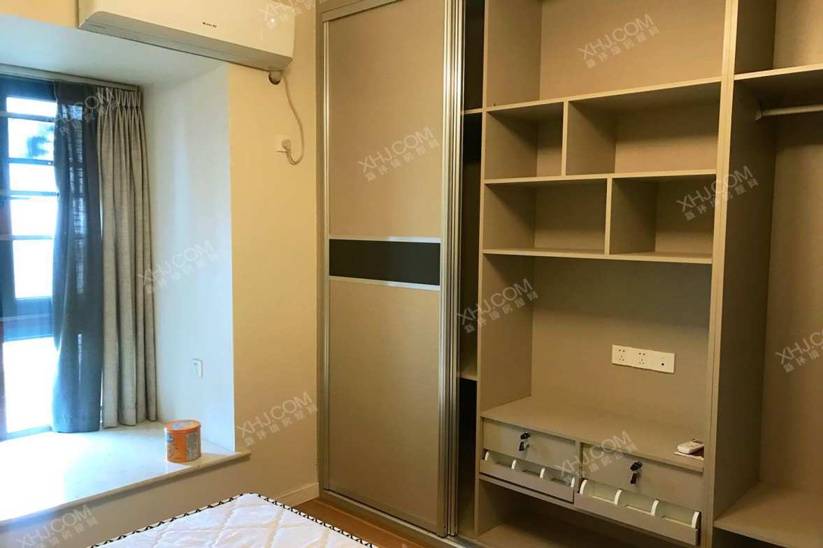 蜀都中心二期  3室2厅2卫    5300.0元/月室内图