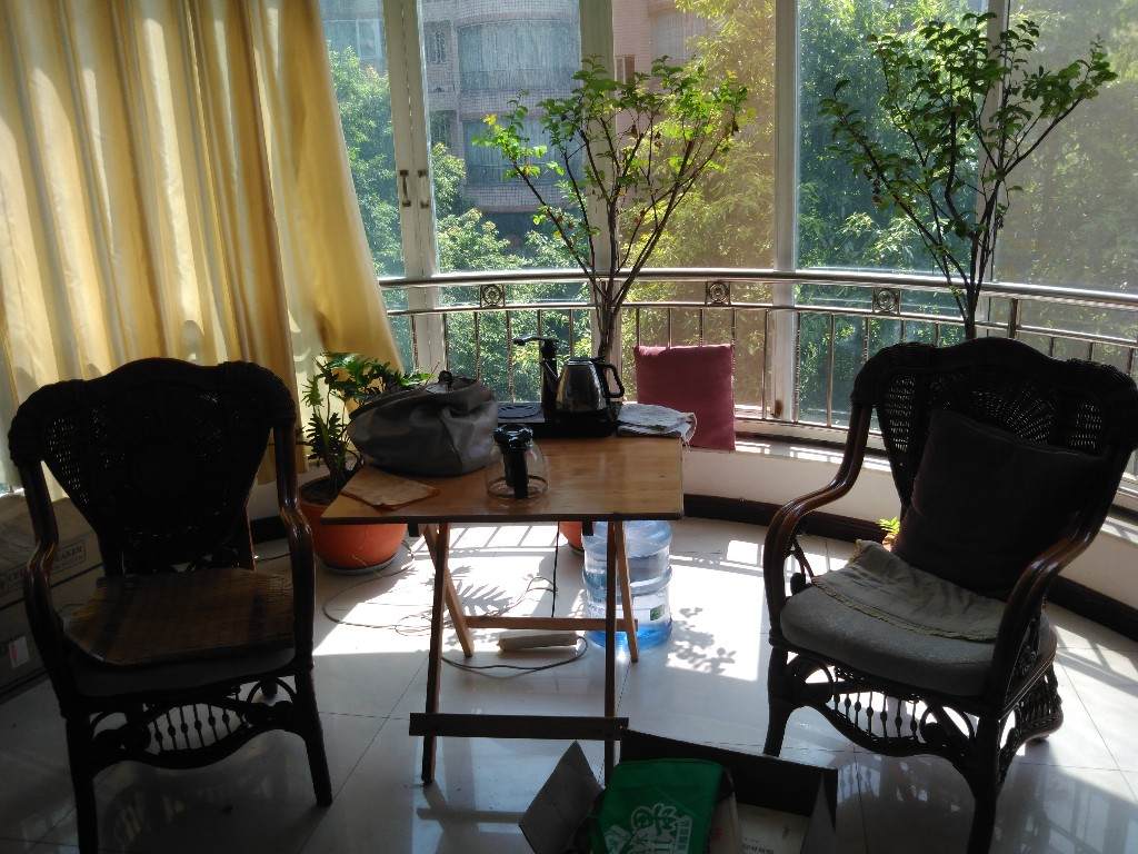 金都花园  2室2厅1卫    2800.0元/月室内图1