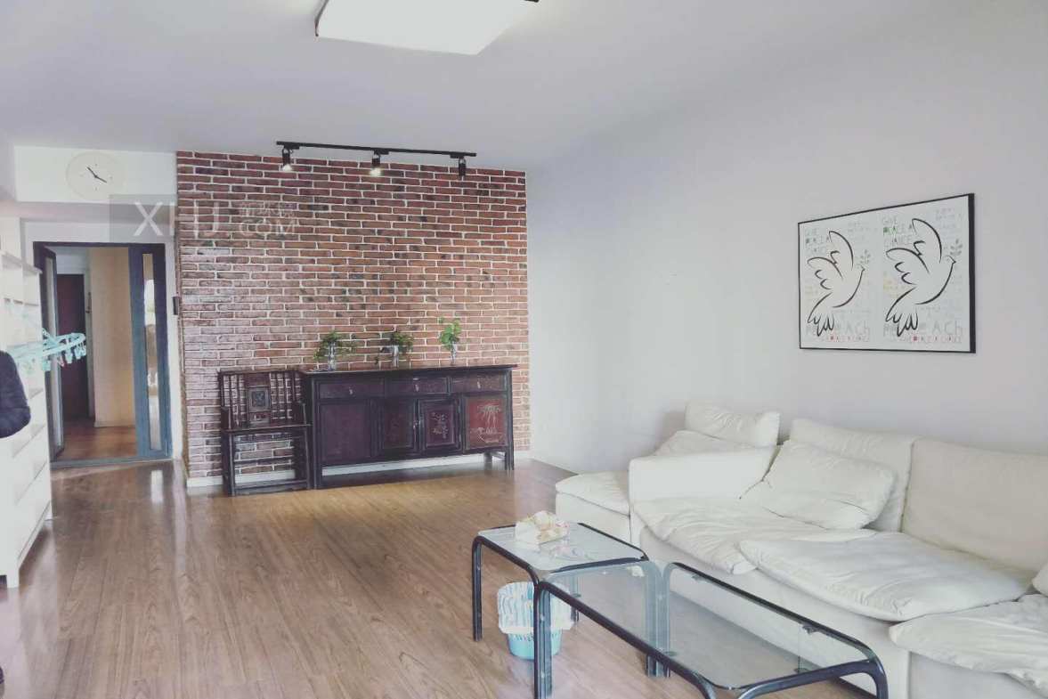 华润凤凰城一期  3室2厅2卫    4800.0元/月 华润凤凰城一期  3室2厅2卫    4800.0元/月室内图