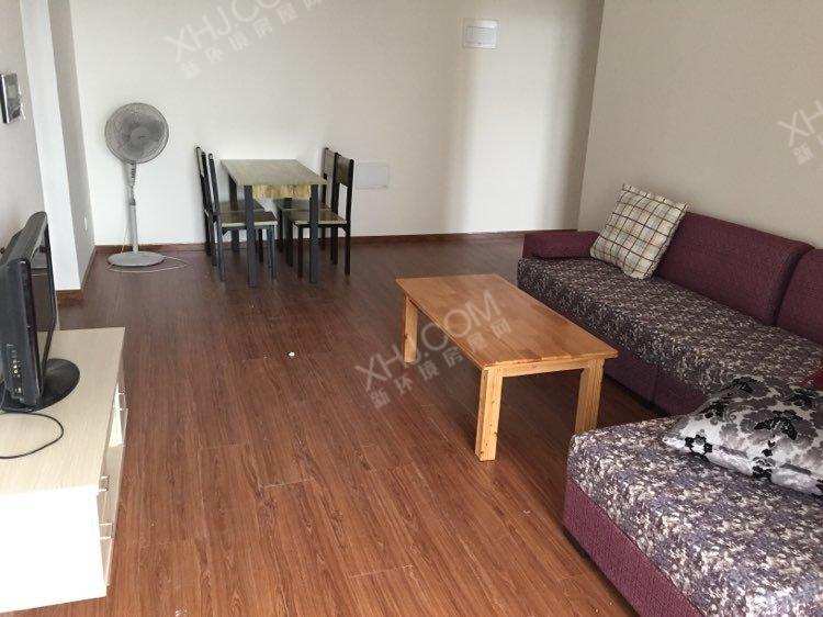 南湖半岛  1室1厅1卫    1500.0元/月室内图