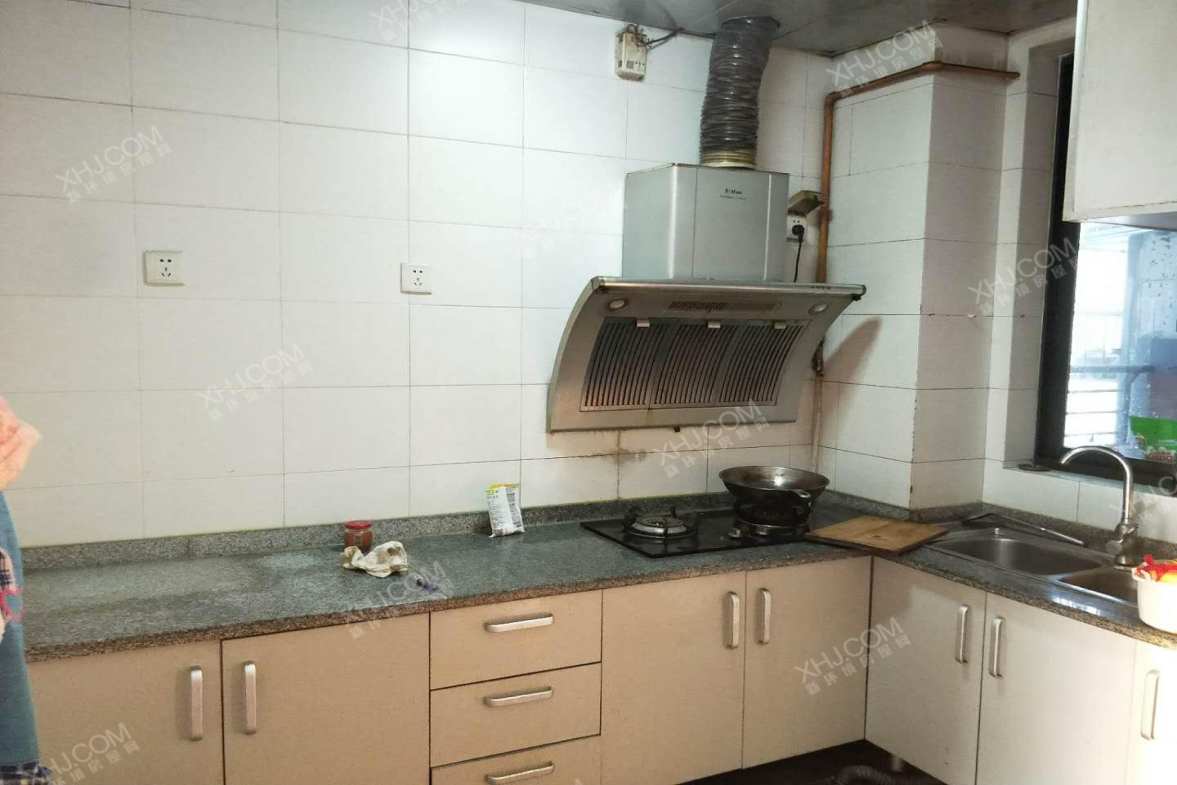 世纪金沙  3室2厅1卫    2500.0元/月室内图