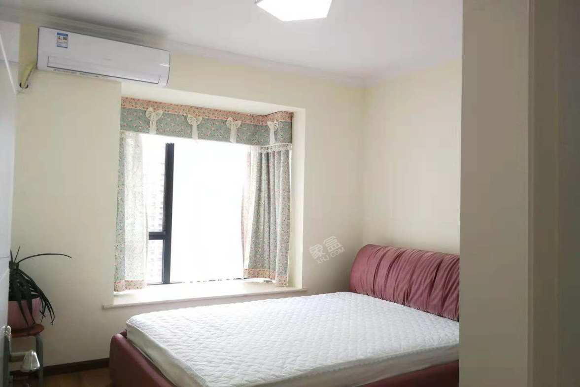 汇锦城A区  3室2厅2卫    6500.0元/月室内图