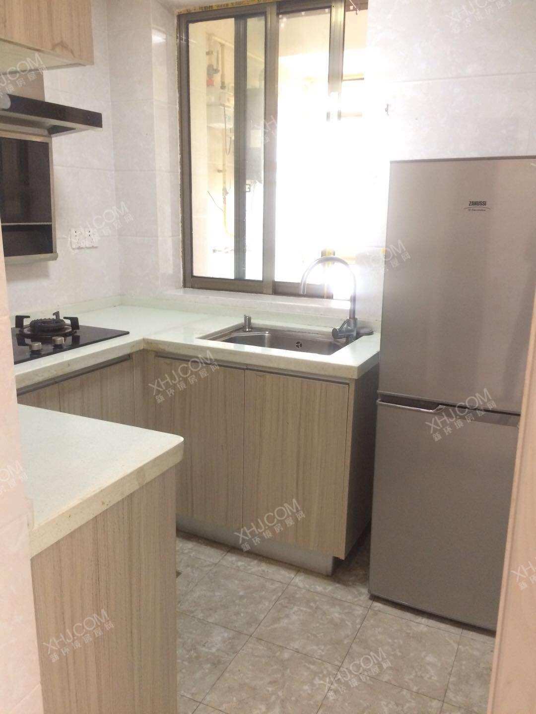 荣盛花语城  2室2厅1卫    2300.0元/月室内图