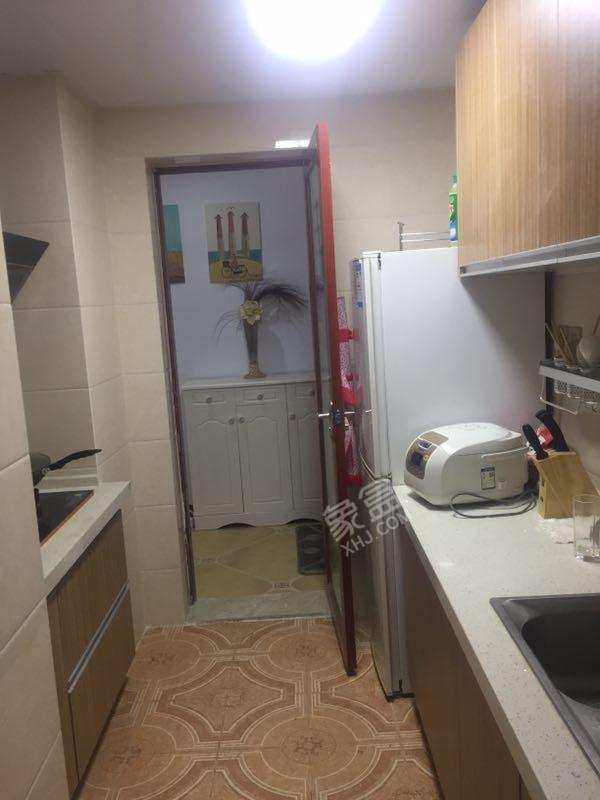 南湖逸家 3室1厅1卫 2000.0元/月 南湖逸家 3室1厅1卫 2000.0元/月室内图