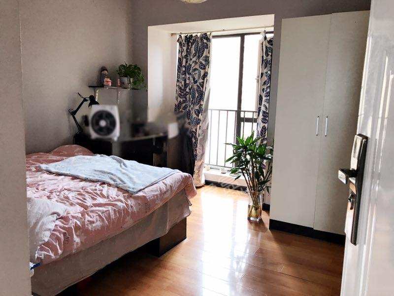 保利百合花园  1室1厅1卫    1200.0元/月室内图