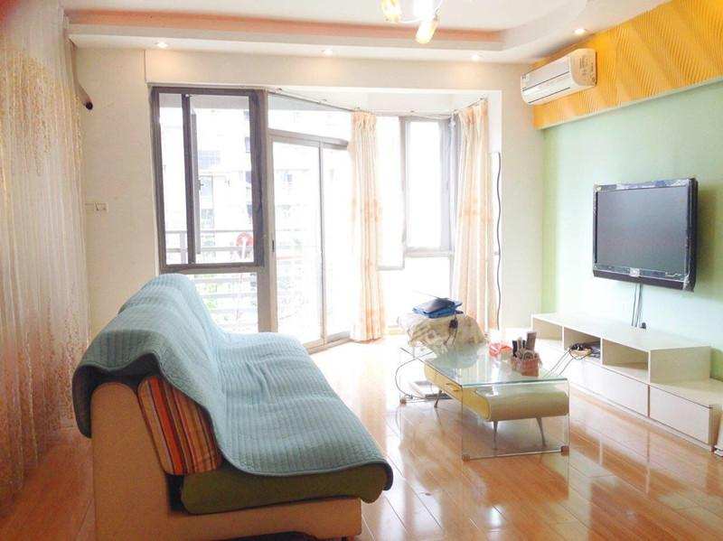 金林大城小室  1室1厅1卫    2300.0元/月室内图