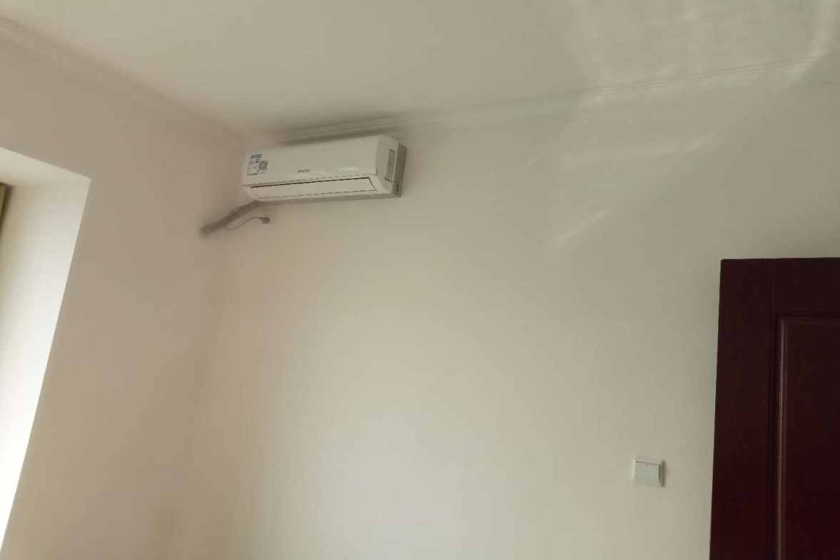 中信城佐岸  3室2厅1卫    2000.0元/月室内图