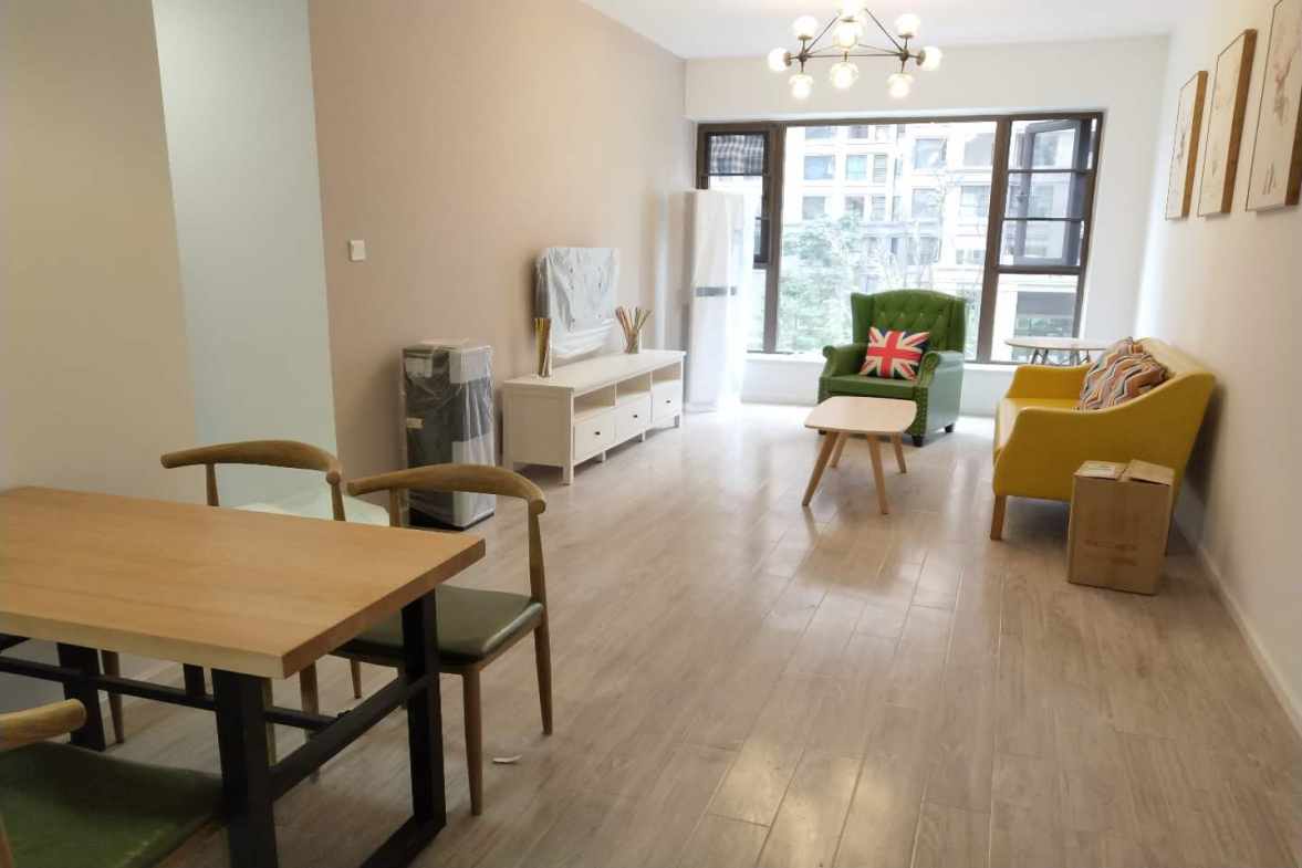 保利叶语  3室1厅1卫    2500.0元/月室内图