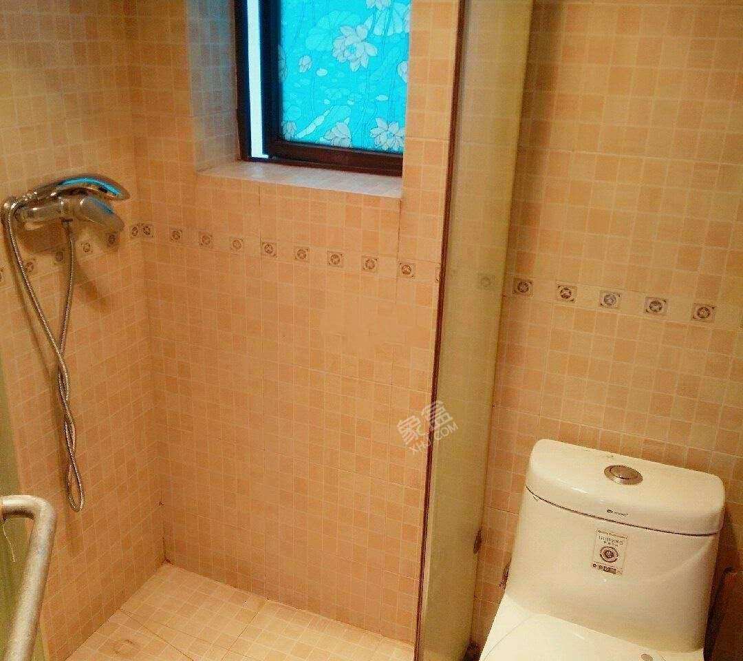 紫芸金沙  2室1厅1卫    2700.0元/月室内图