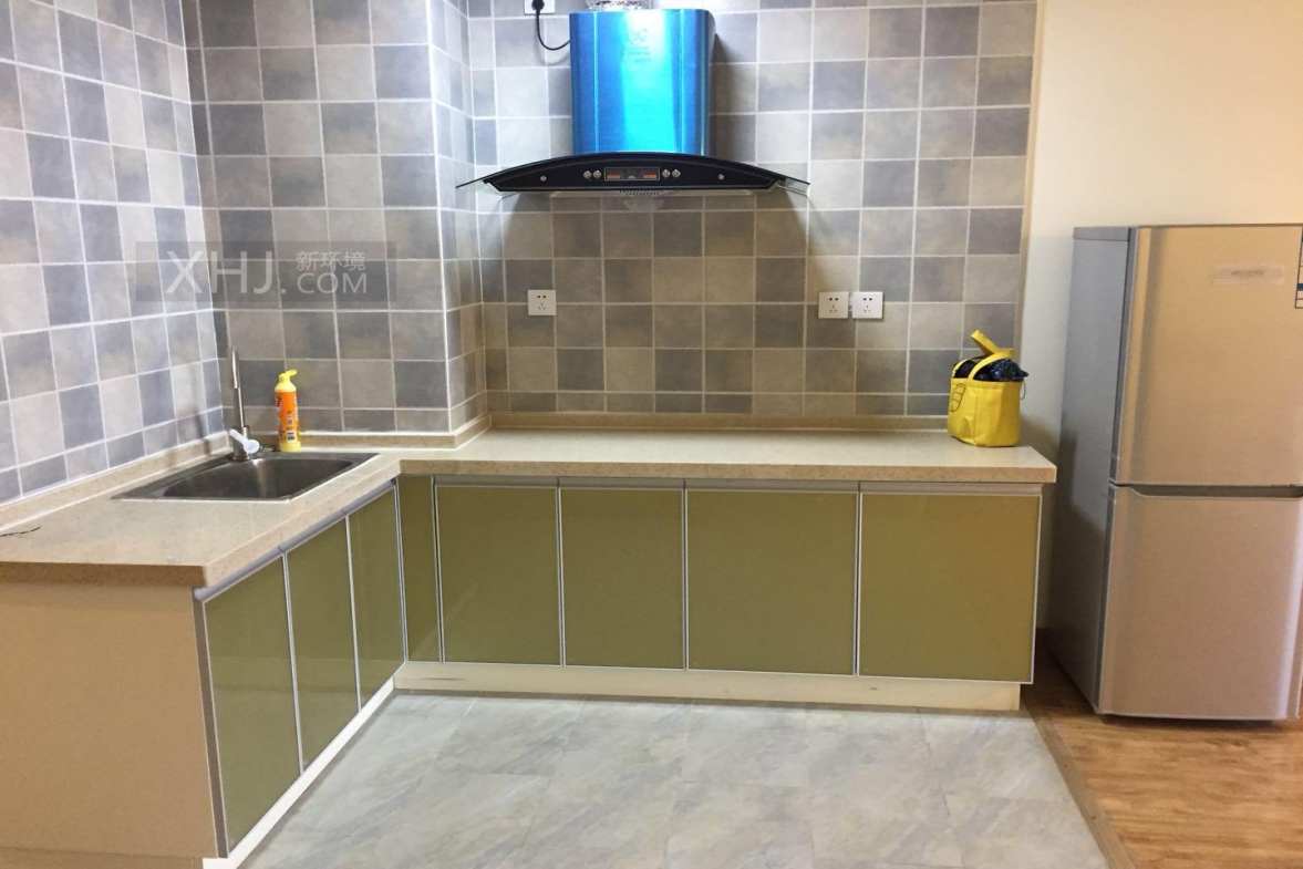 保利星座  1室0厅1卫    2100.0元/月室内图