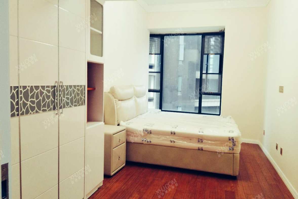 仁和春天国际花园  4室1厅1卫    12000.0元/月室内图