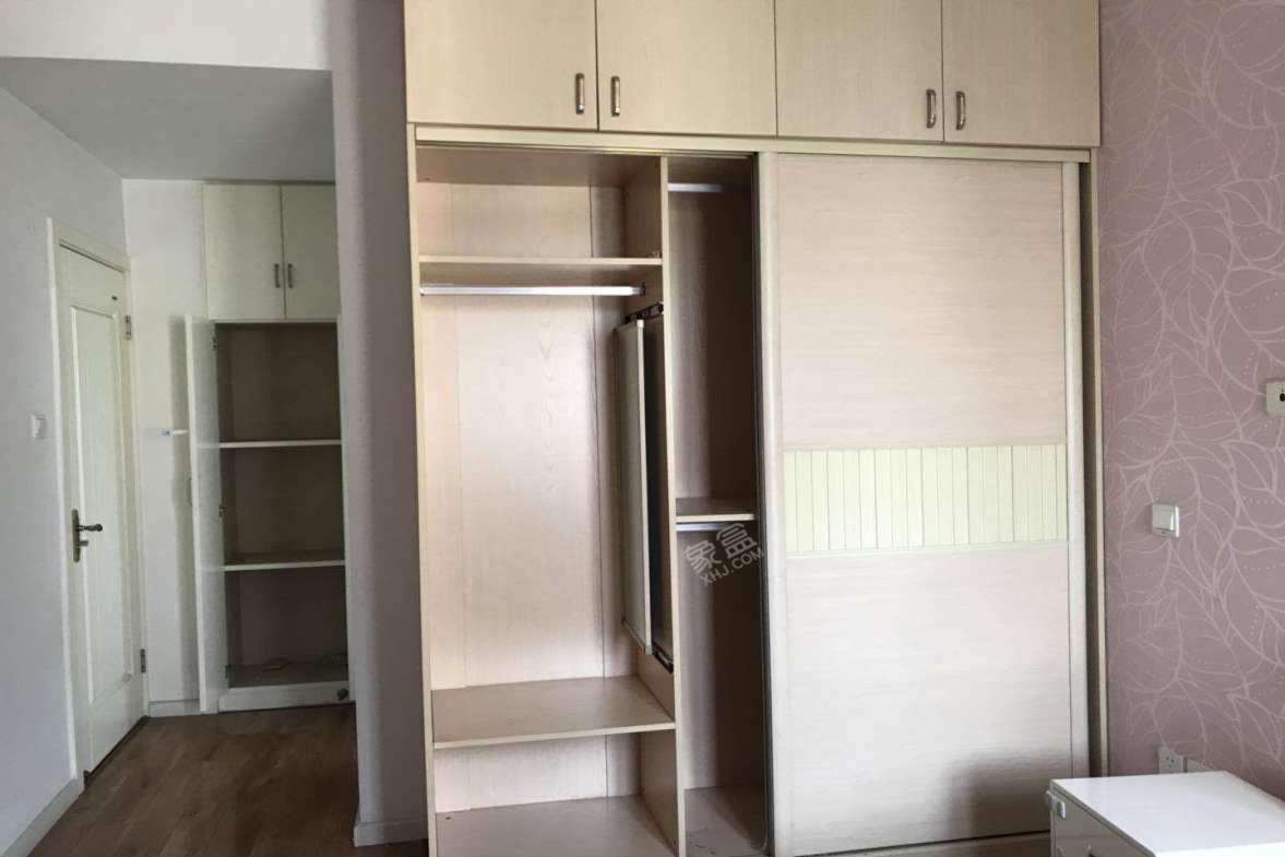 双玺  3室1厅1卫    3000.0元/月室内图