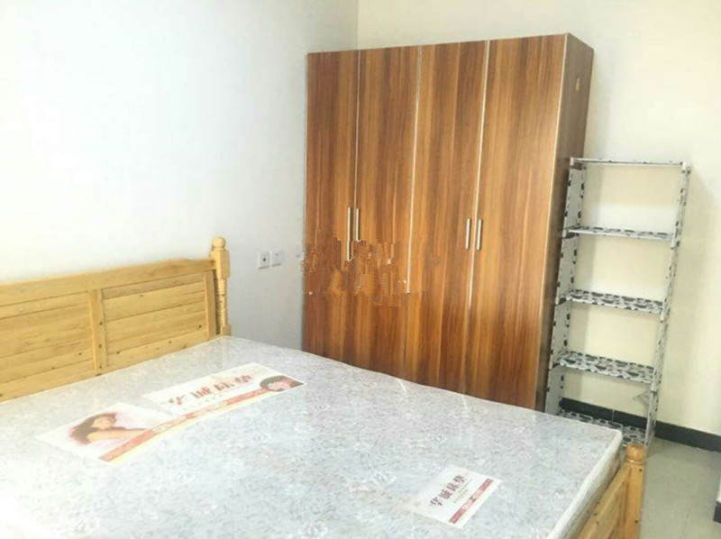 荣盛花语城  2室1厅1卫   2200.00元/月室内图