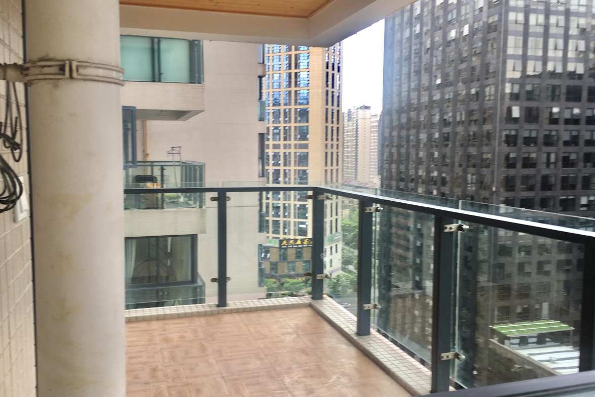 航天城上城  2室2厅1卫    3500.0元/月室内图