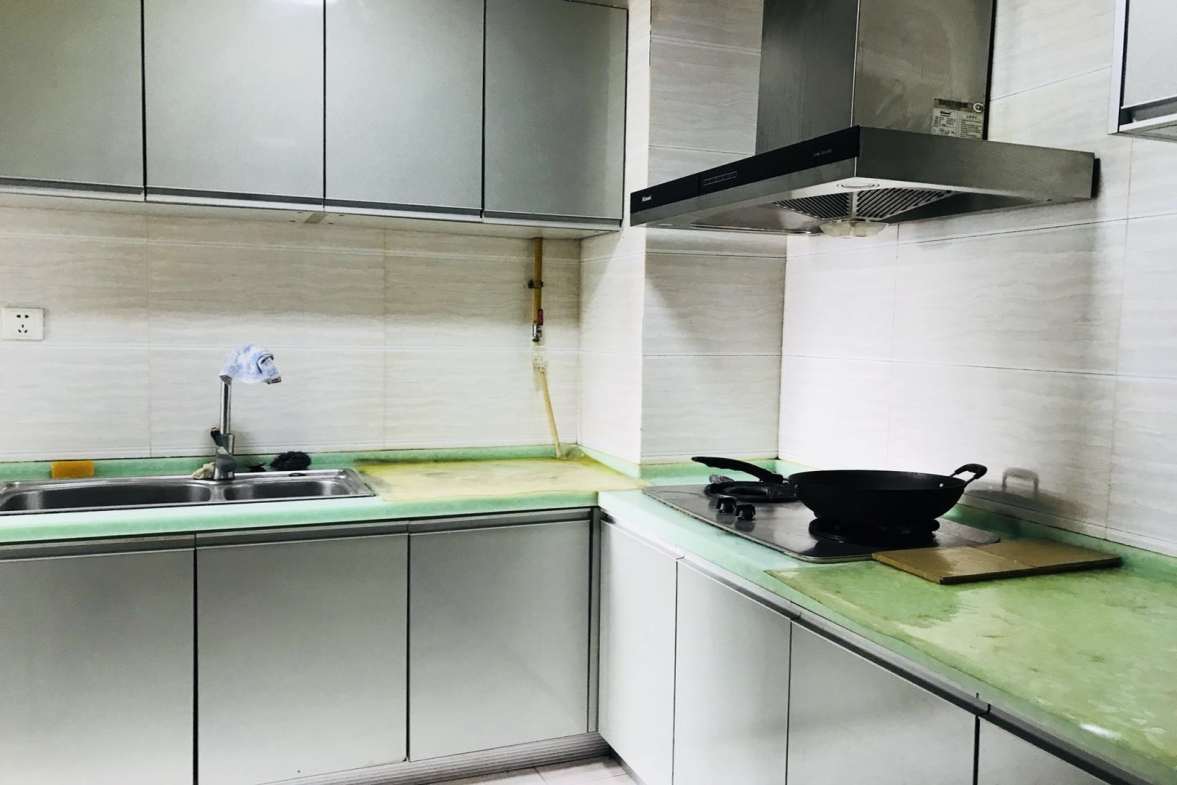 听城  2室1厅1卫   230.00万客厅