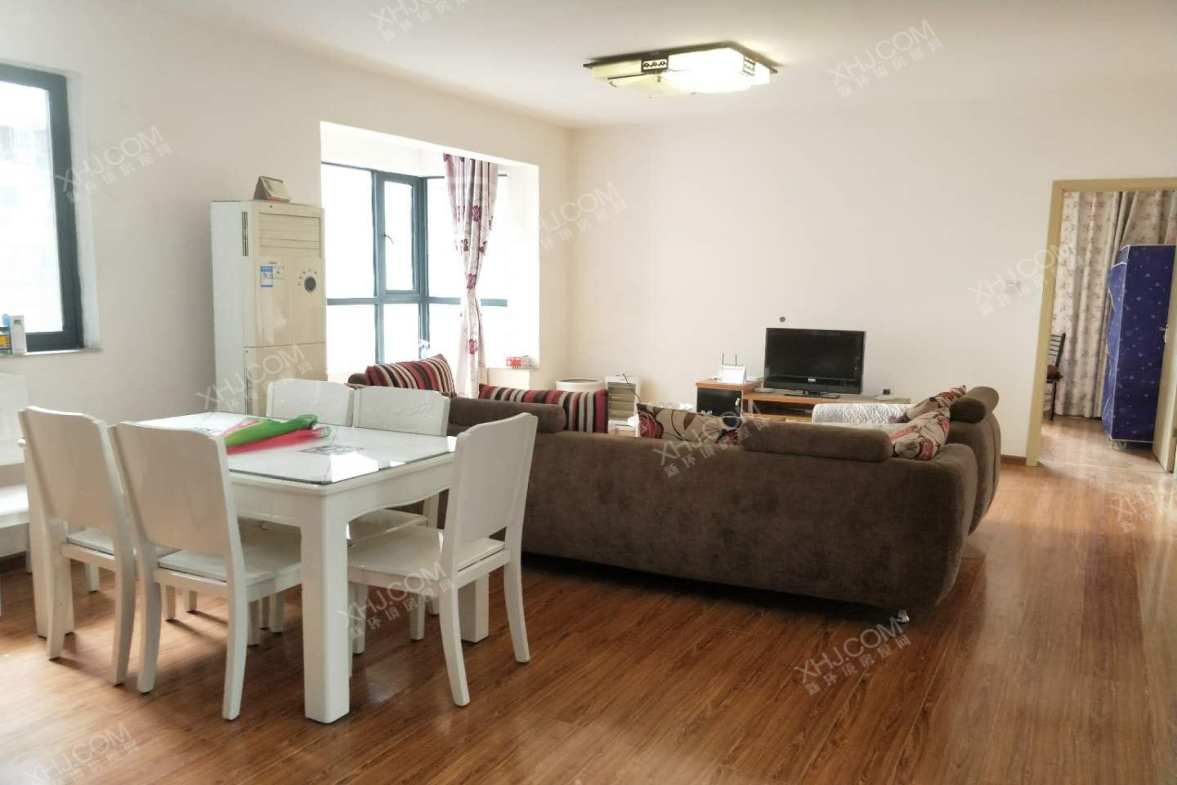 凯丽美域  3室2厅1卫    3000.0元/月室内图