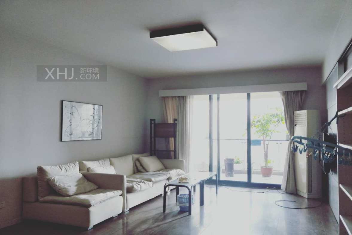 华润凤凰城一期  3室2厅2卫    4800.0元/月 华润凤凰城一期  3室2厅2卫    4800.0元/月室内图1