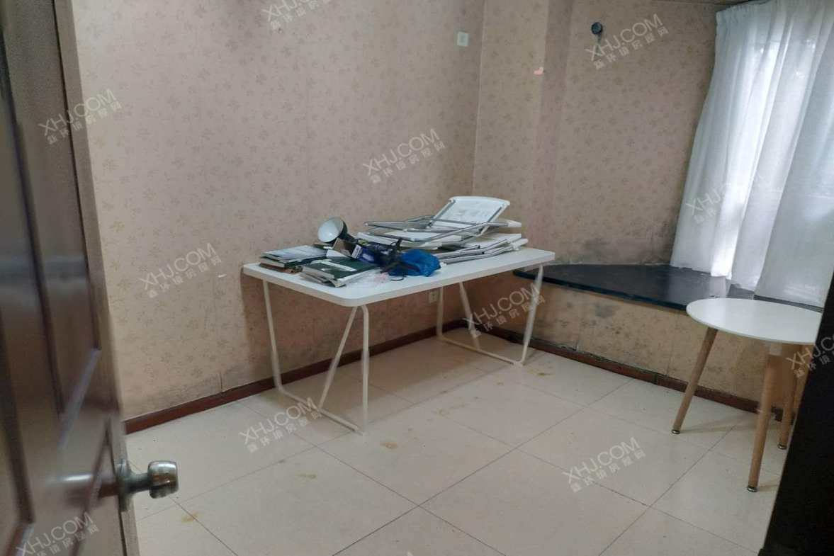 光华馨地  2室1厅1卫    1800.0元/月室内图