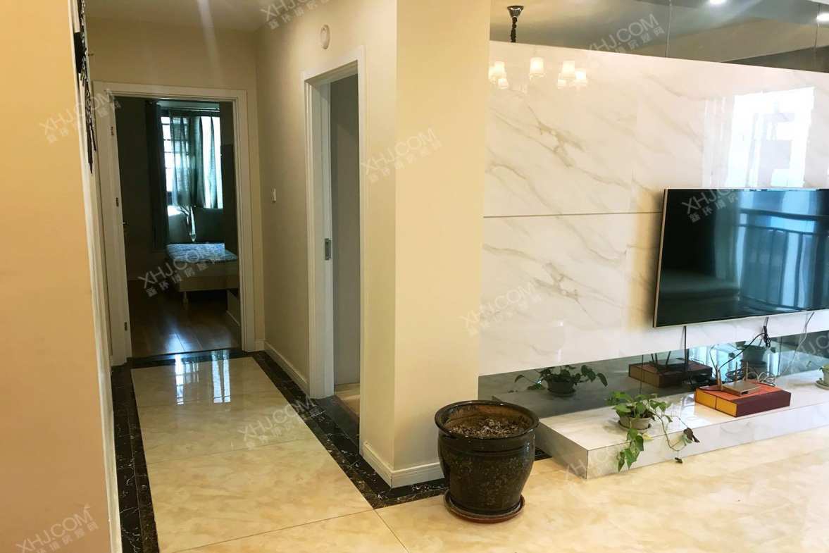 蜀都中心二期  3室2厅2卫    5300.0元/月室内图