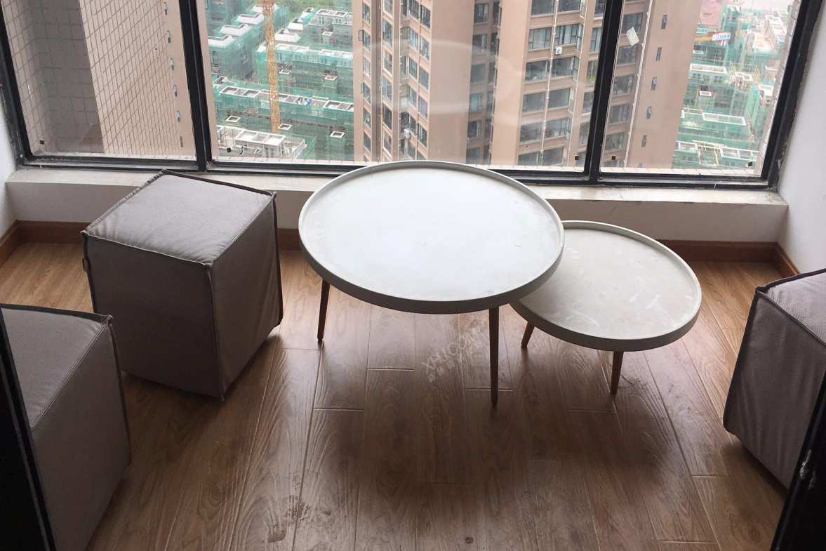 万锦城  3室2厅2卫    2000.0元/月室内图