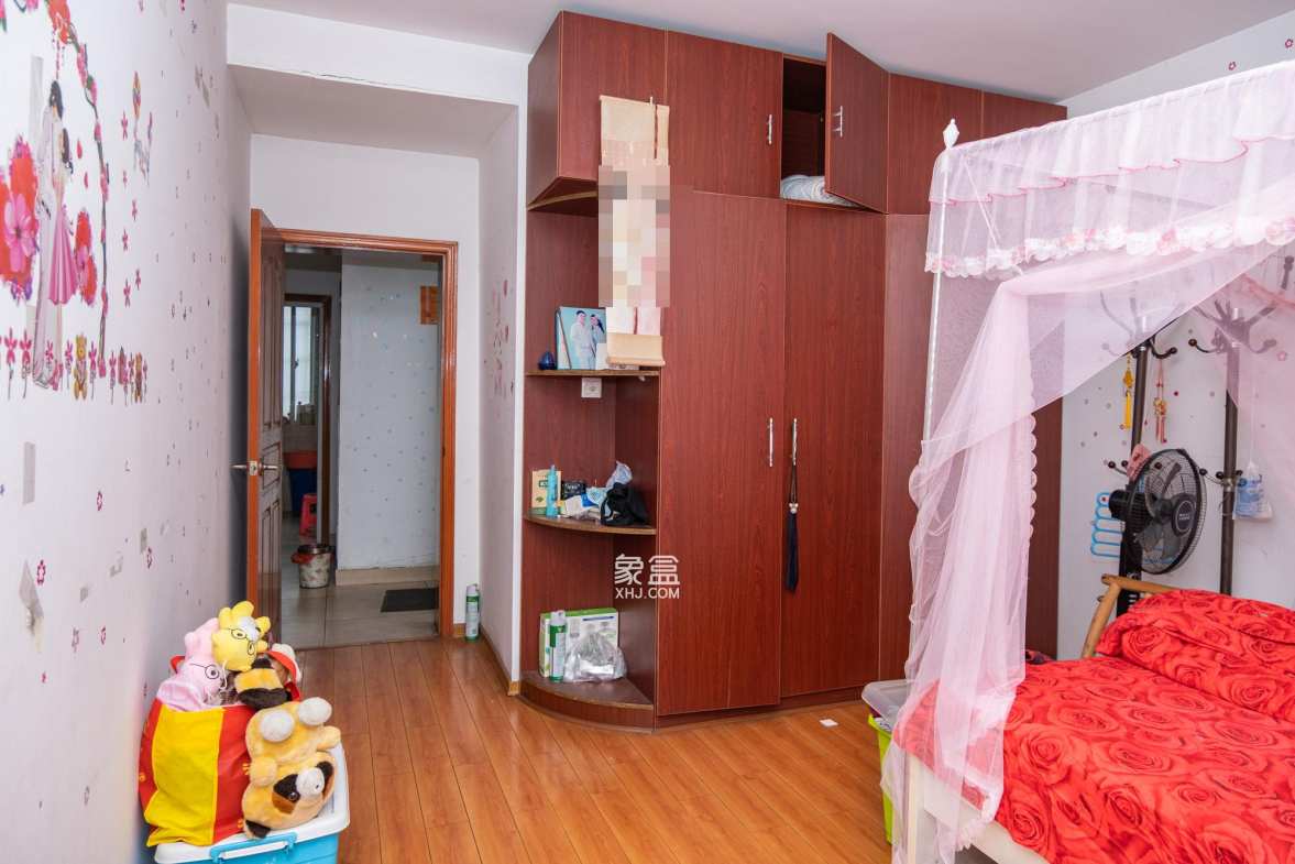 湘楚家园  3室2厅1卫   40.00万卧室