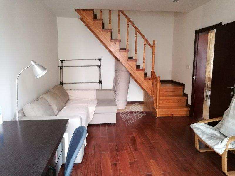 中海兰庭  4室2厅2卫    5500.0元/月 中海兰庭  4室2厅2卫    5500.0元/月室内图