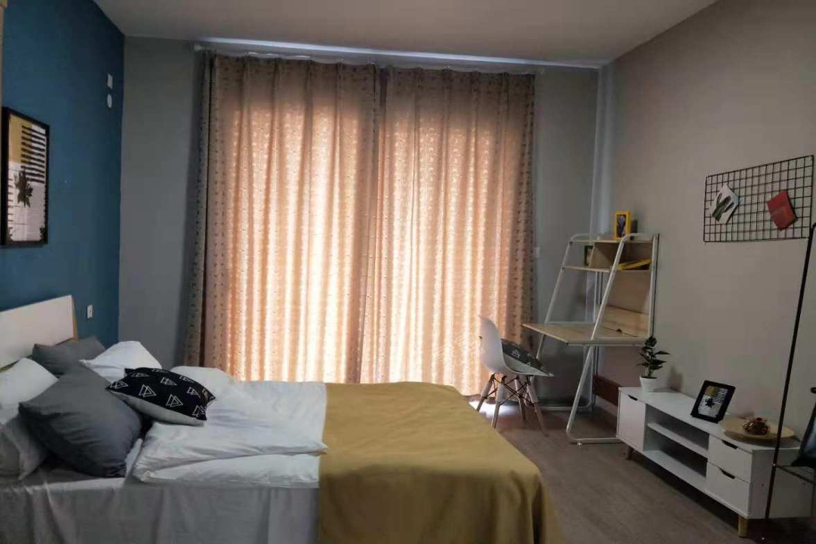 凯德世纪名邸  4室1厅2卫    4300.0元/月室内图