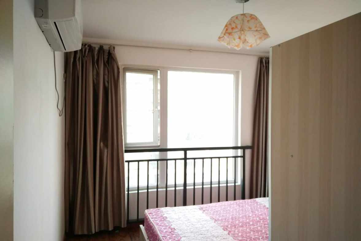 馨光华庭  1室1厅1卫    1550.0元/月室内图